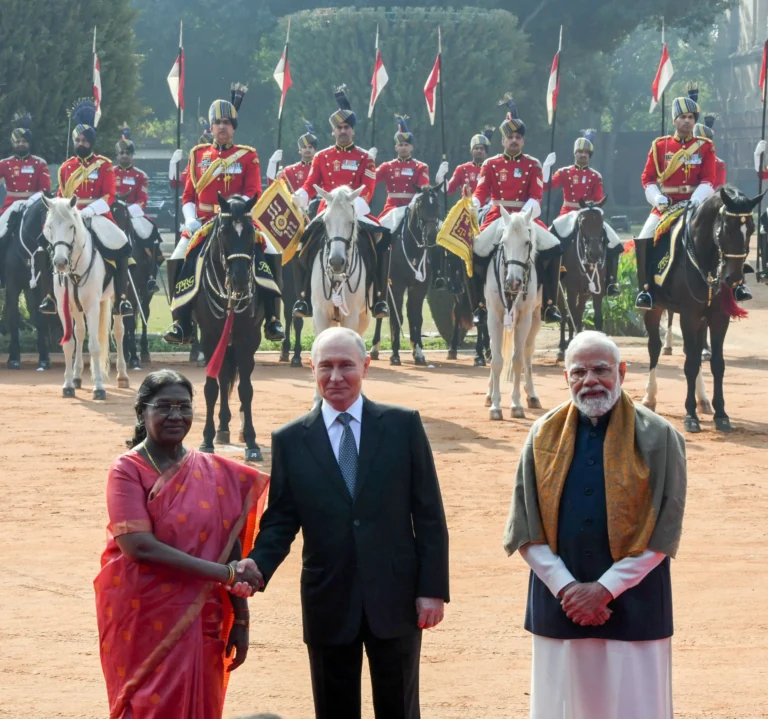 पुतिन यात्रा: भारत ने क्या खोया, क्या पाया और दुनिया ने क्या पढ़ा?