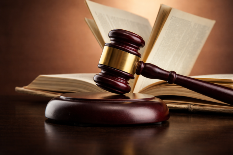 जब वैधता का ढांचा अपराध को ढकने लगे: अल्केमिस्ट प्रकरण की असहज सच्चाई